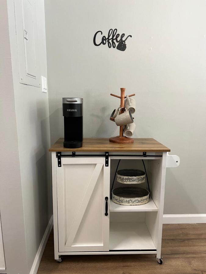 Mid City Condo Хантсвилл Экстерьер фото